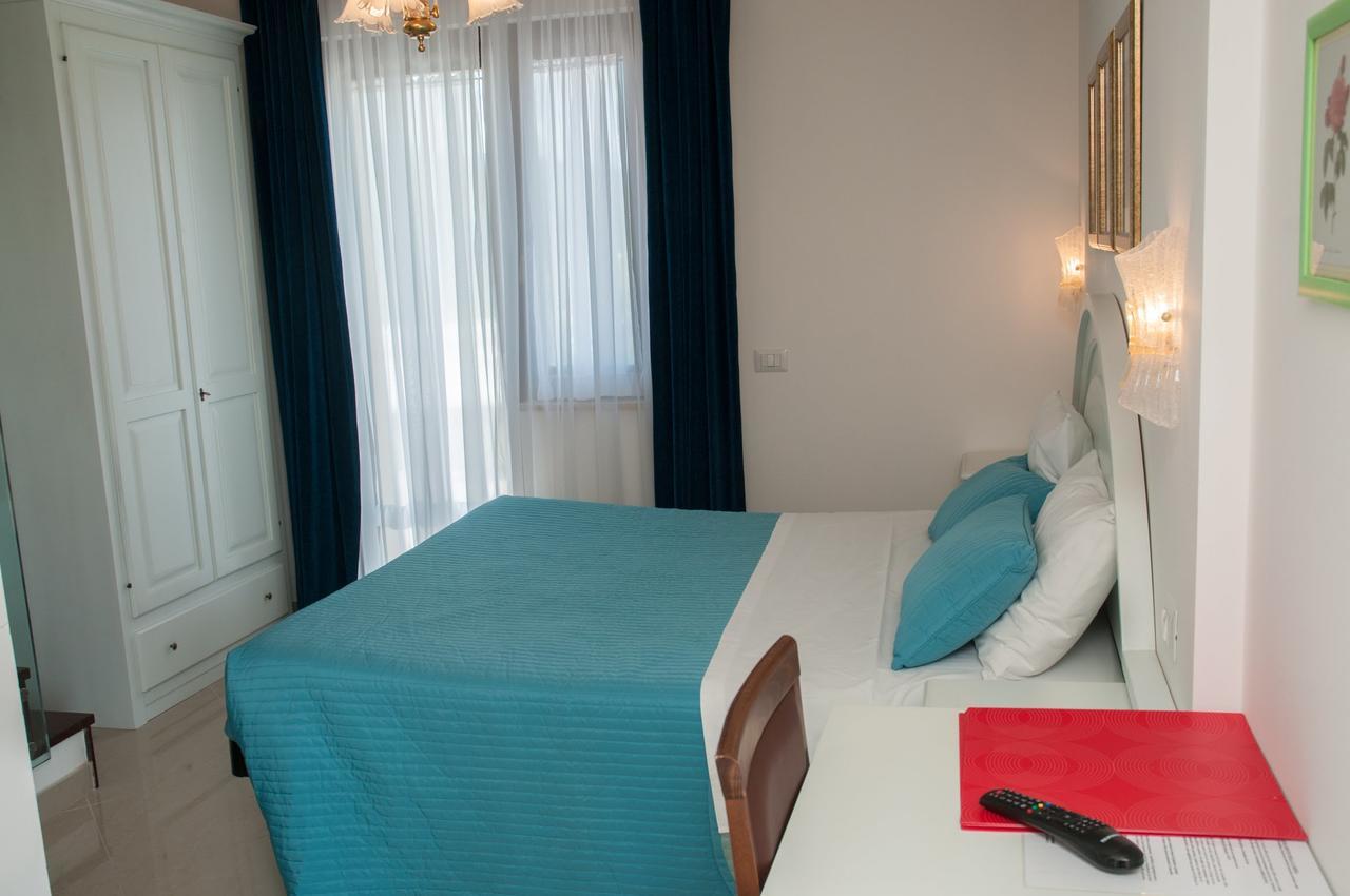 Agriturismo Il Casale Di Monica Rivotorto Ngoại thất bức ảnh
